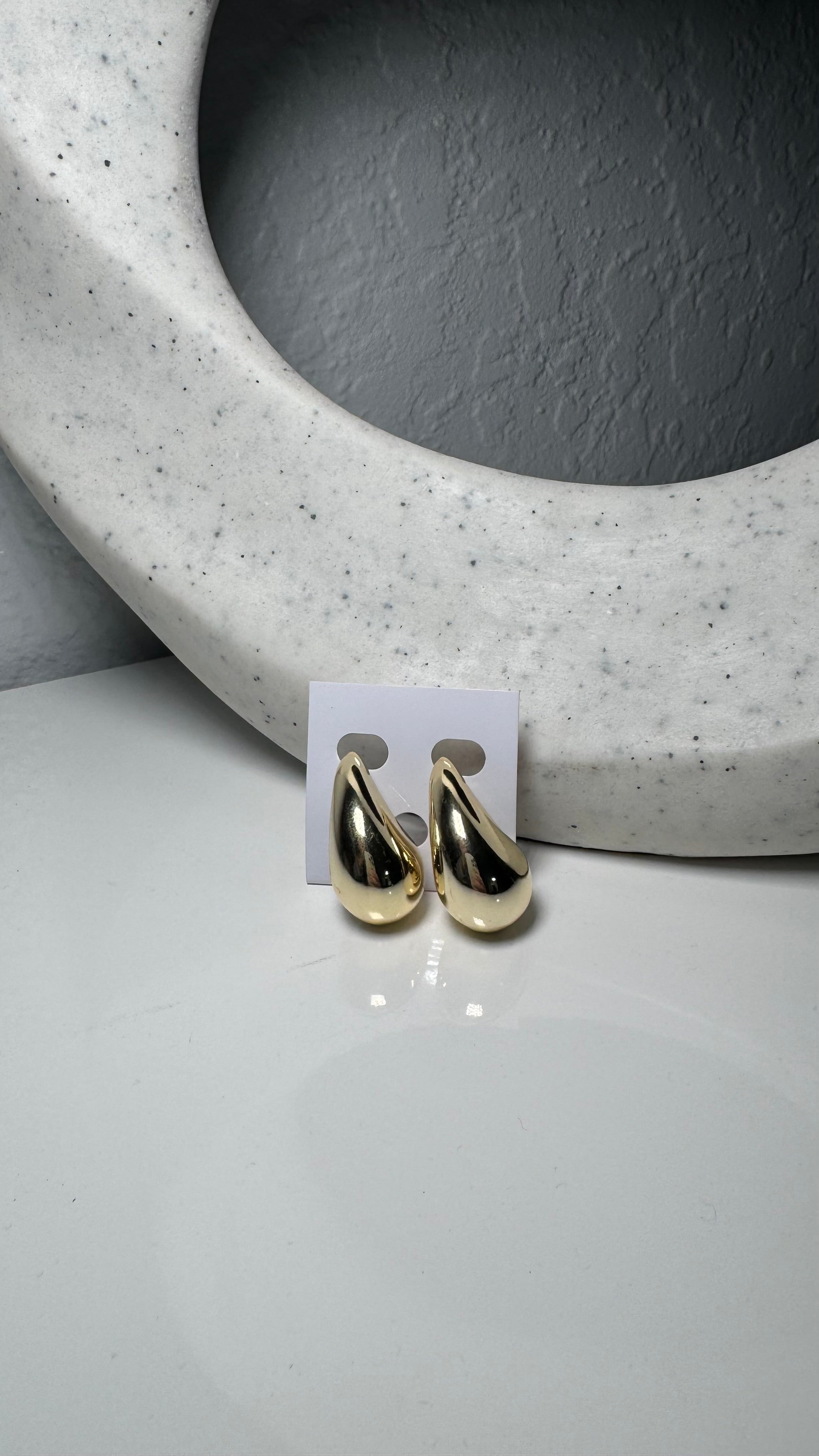 Minimalist Water Drop Earrings | Luxury Gold Dangle Earrings for Women